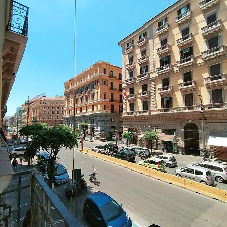 La Casa Di Halley Napels Buitenkant foto