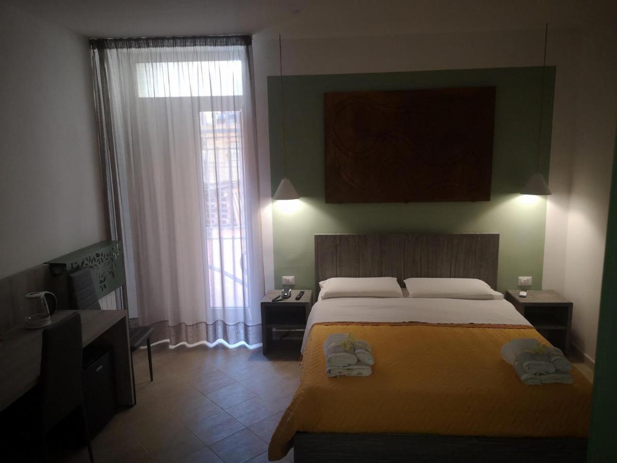 La Casa Di Halley Napels Buitenkant foto