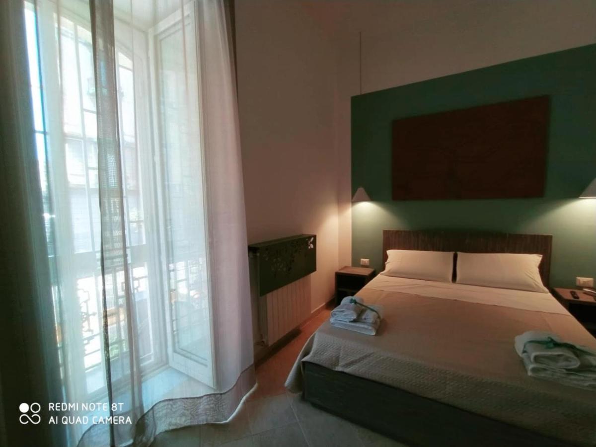 La Casa Di Halley Napels Buitenkant foto