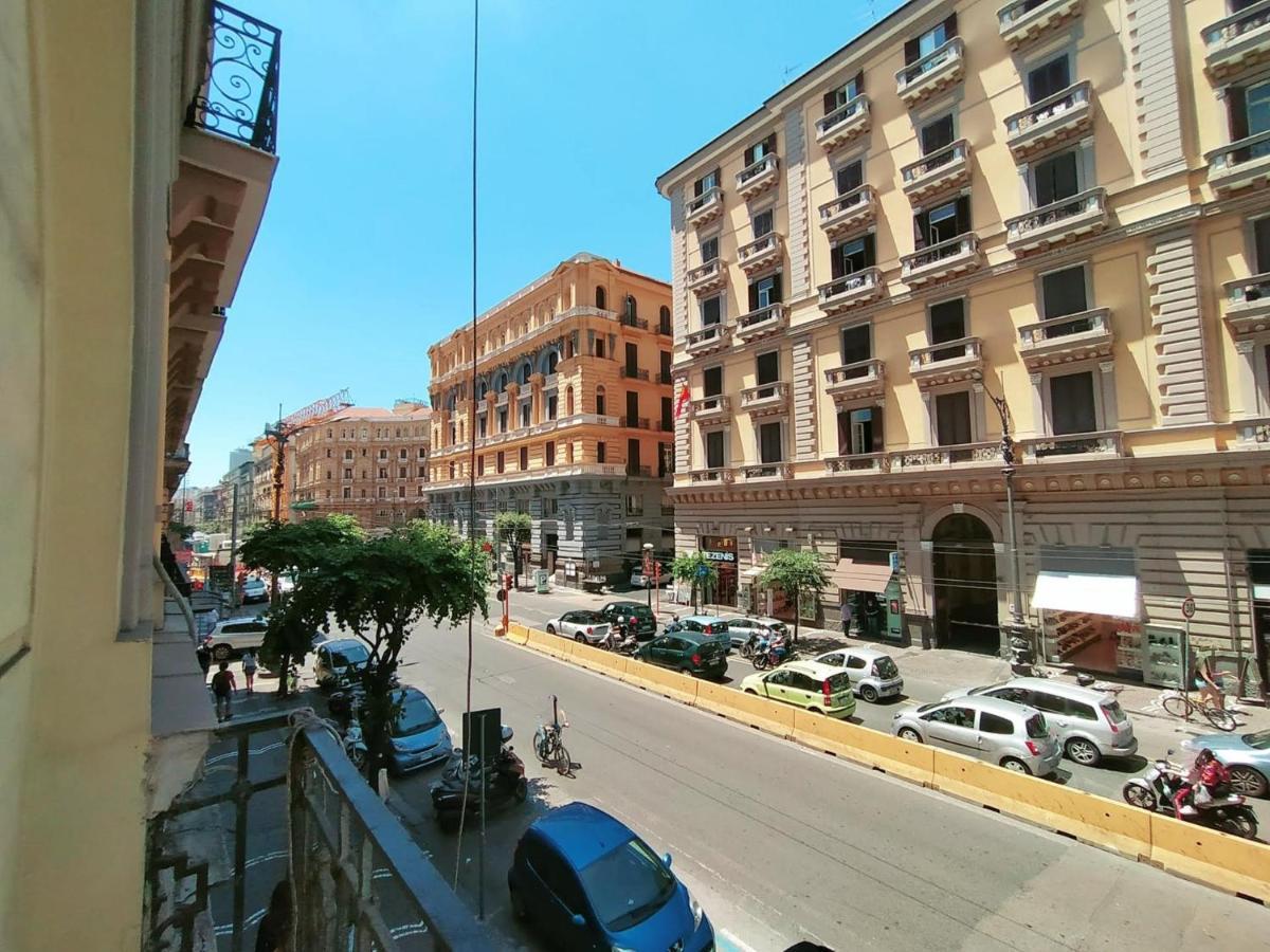 La Casa Di Halley Napels Buitenkant foto