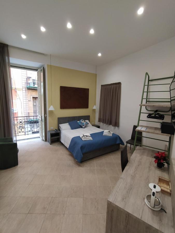 La Casa Di Halley Napels Buitenkant foto